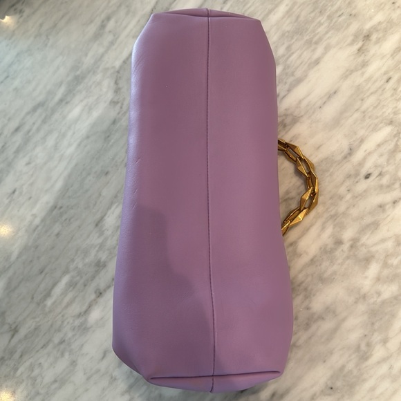 Like new! Worn once for a photo shoot! Gorgeous - Picture 7 of 7